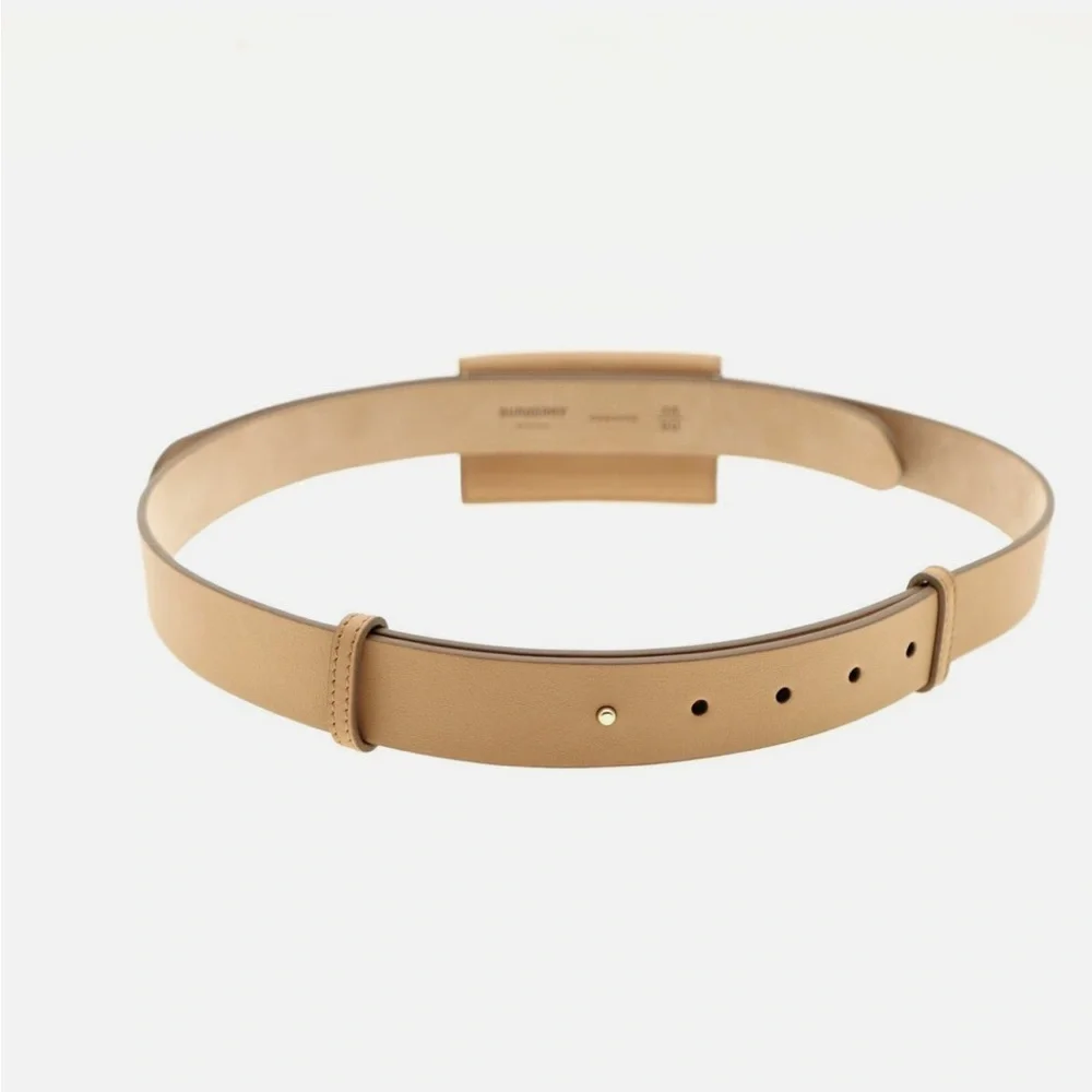NWT Burberry Adjustable Belt With Credit Card Envelope Size 85 cm / 34 in - Picture 4 of 6